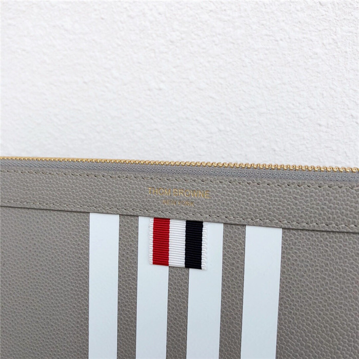  Thom Browne 톰브라운 클러치 TB506913  2020/신상