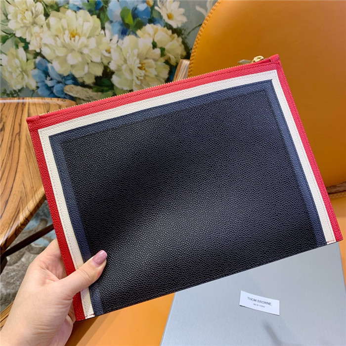 톰브라운 클러치 TB506914  신상