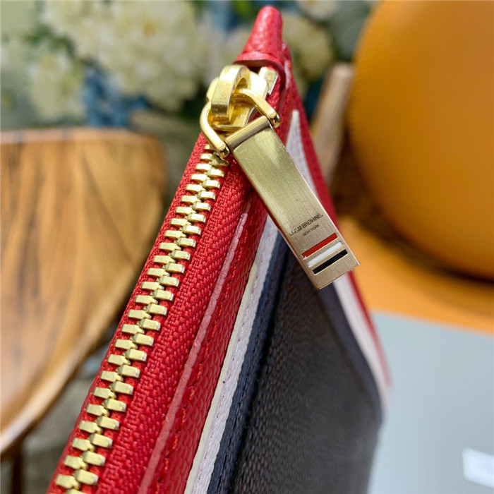 톰브라운 클러치 TB506914  신상