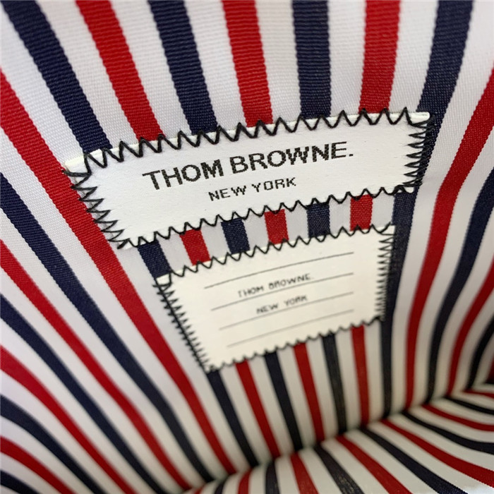 톰브라운 클러치 TB506914  신상