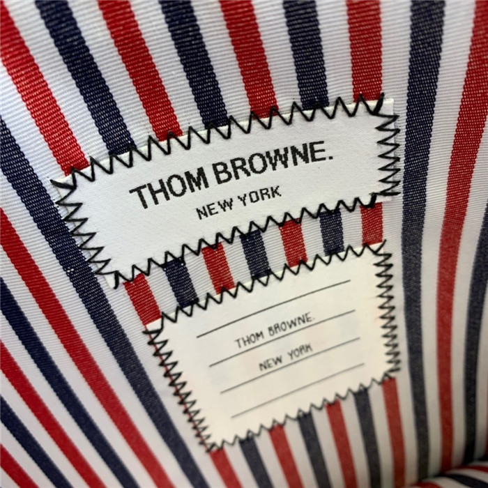 톰브라운 클러치 TB506915 신상