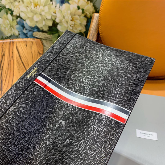 톰브라운 클러치 TB3006231 신상