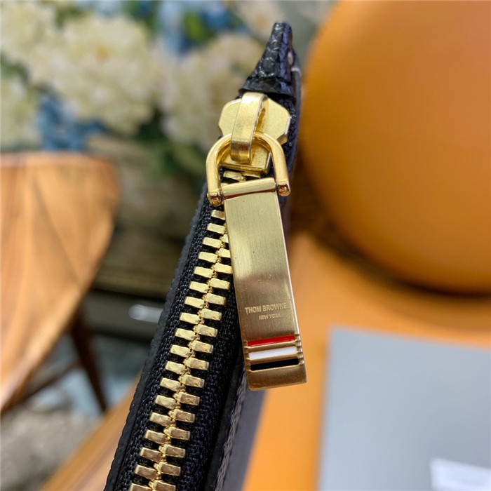 톰브라운 클러치 TB405182