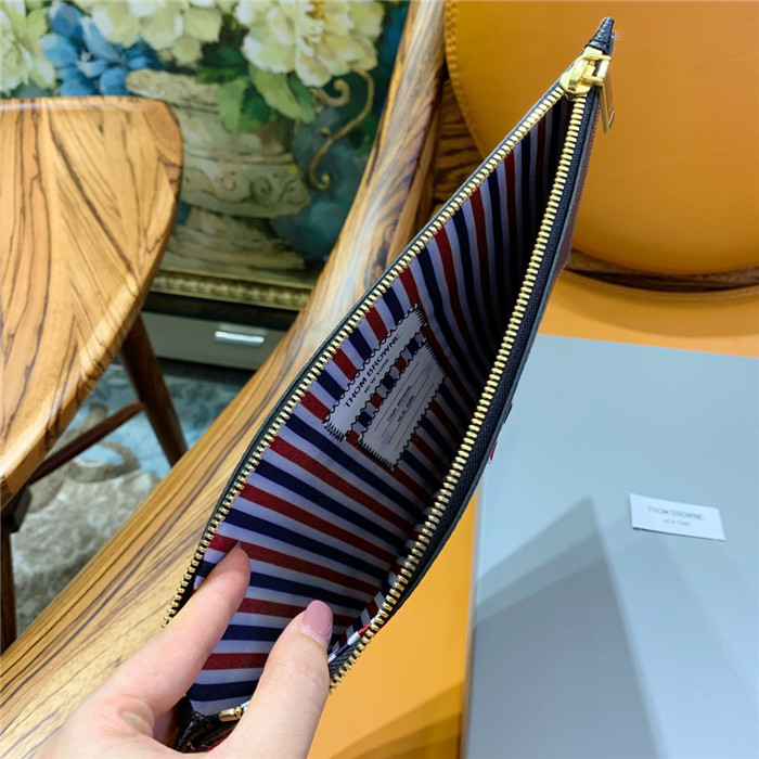 톰브라운 클러치 TB405182