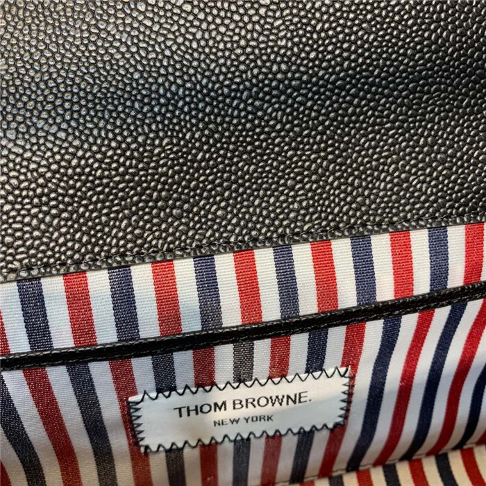 톰브라운 숄더백 TB801620