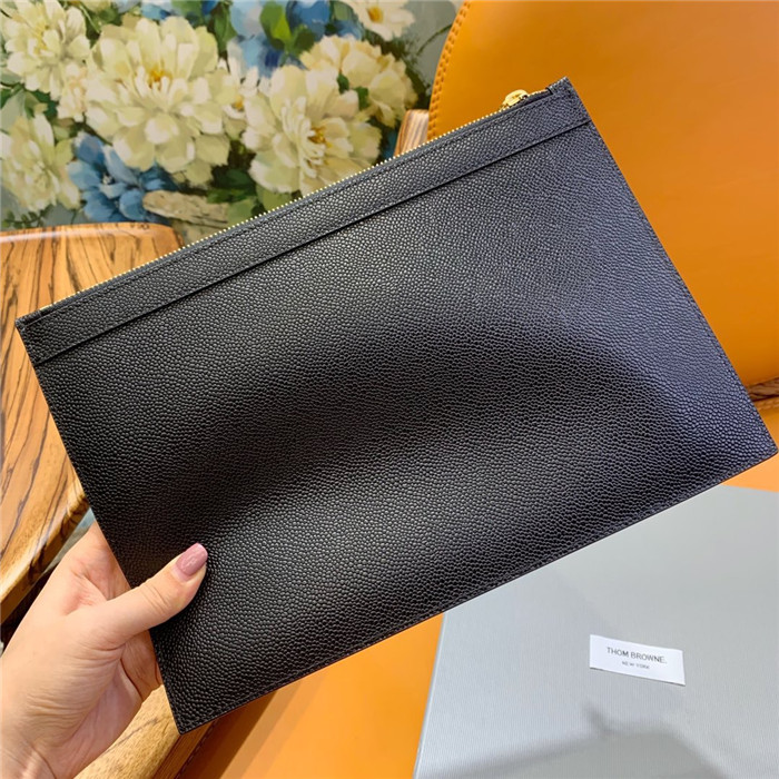 톰브라운 클러치 TB105812-2 신상