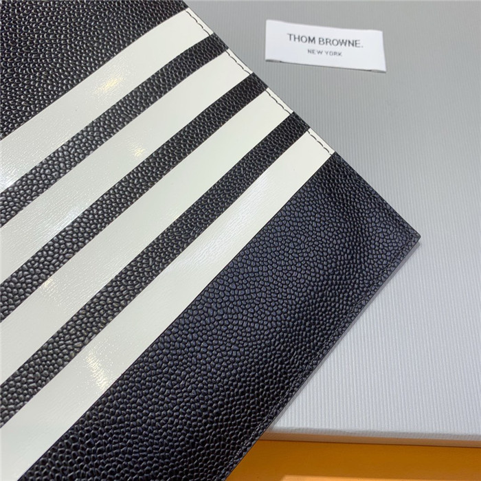 톰브라운 클러치 TB105812-2 신상