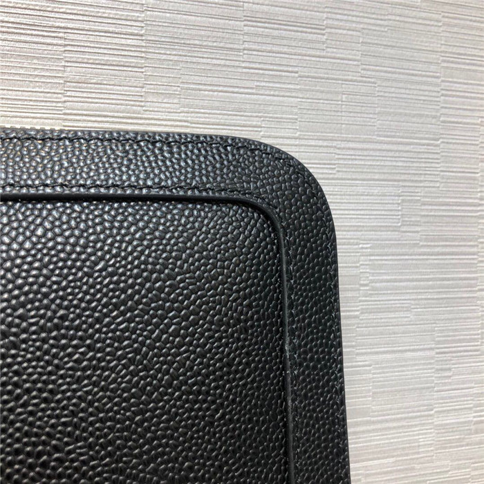 톰브라운 클러치 TB704910-1 신상