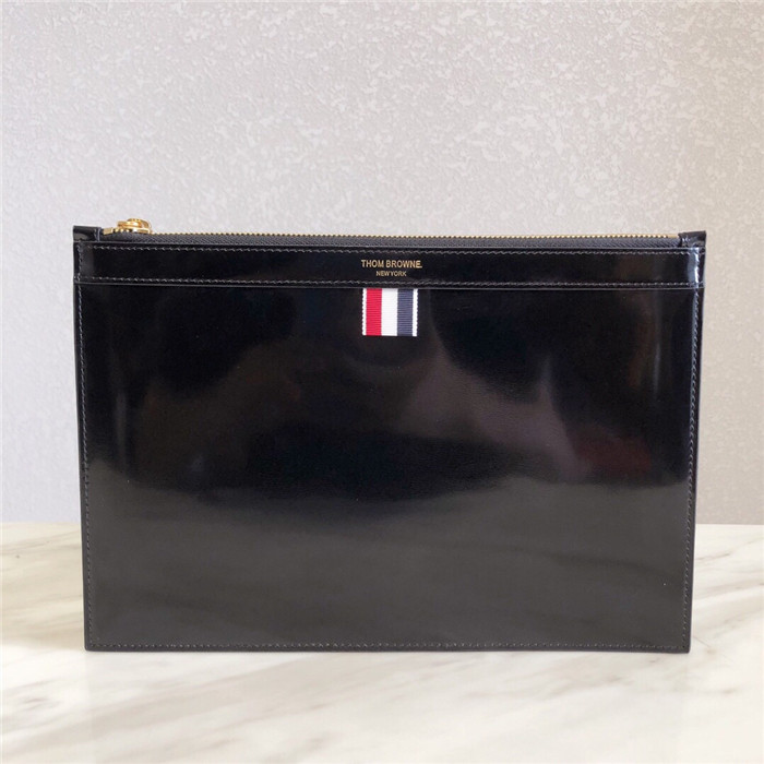 톰브라운 클러치 TB809910 신상