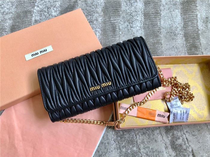 미우미우 숄더백 5DH002 2020/신상