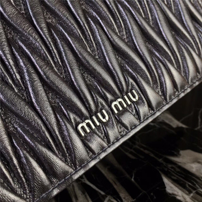 미우미우 체인 숄더백 5BP001-2 2020/신상