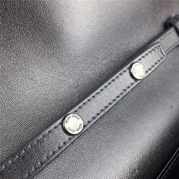 미우미우 체인 숄더백 5BP001-2 2020/신상