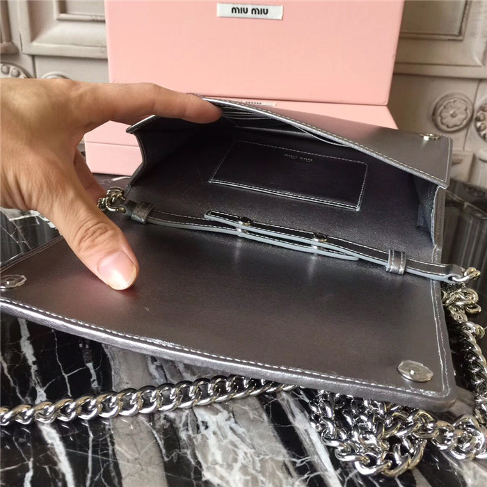 미우미우 체인 숄더백 5BP001-2 2020/신상