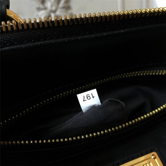 미우미우 토트&숄더백 RL0061 2020/신상