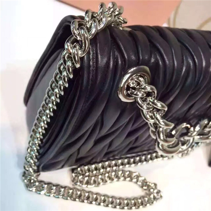 미우미우 체인백 5BD015-1 2020/신상