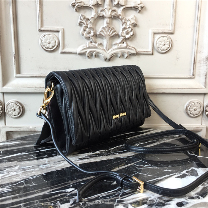 미우미우 숄더백 5BH080-2 2020/신상