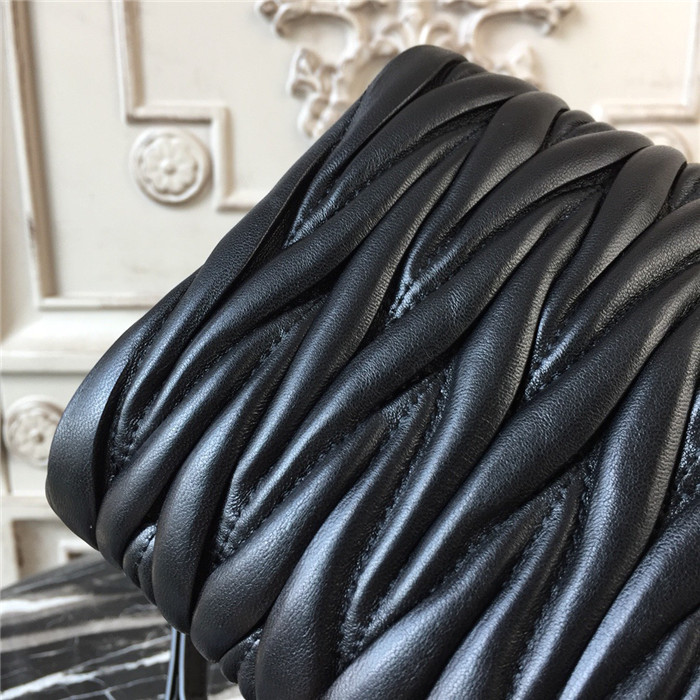 미우미우 숄더백 5BH080-2 2020/신상