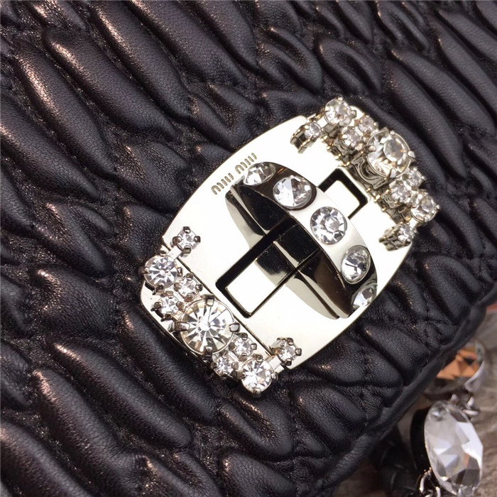 미우미우 숄더백 5BD233-1 신상