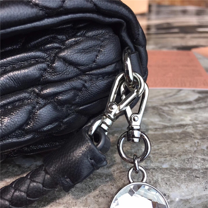 미우미우 숄더백 5BD233-1 신상