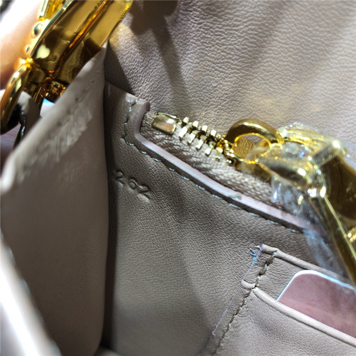 미우미우 체인숄더백 5ZH029-1 2020/신상