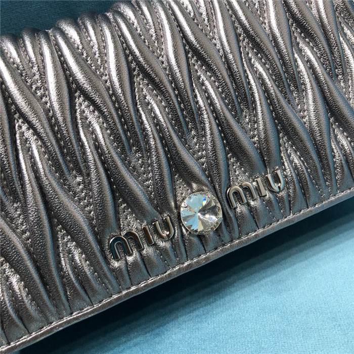 미우미우 체인숄더백 5ZH029-2 2020/신상