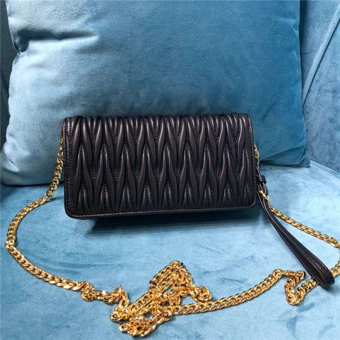 미우미우 체인숄더백 5ZH029-3 2020/신상