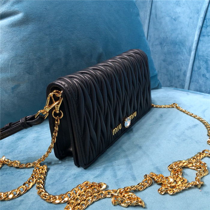 미우미우 체인숄더백 5ZH029-3 2020/신상