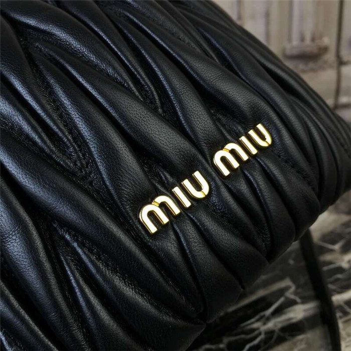 Miumiu 미우미우 버킷백 5BE014-2 2020/신상