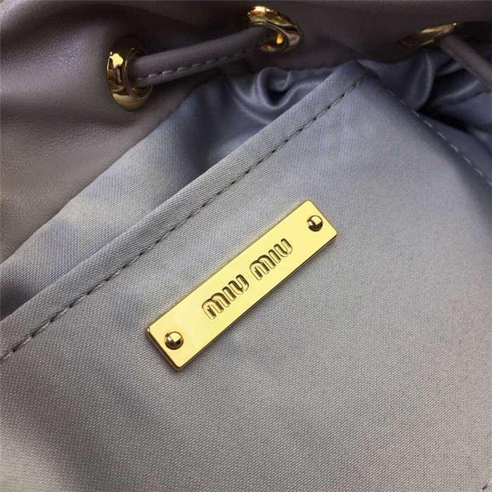 미우미우 버킷백 5BE014-3 2020/신상