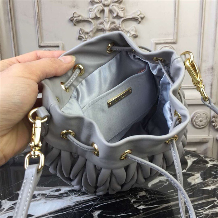 미우미우 버킷백 5BE014-3 2020/신상