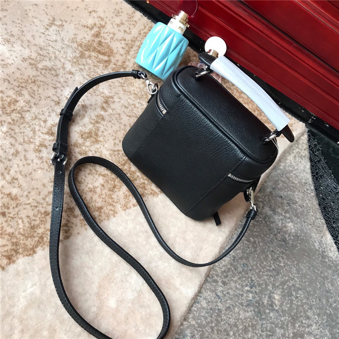 미우미우 마드라스 박스백 5BH121-1 2020/신상