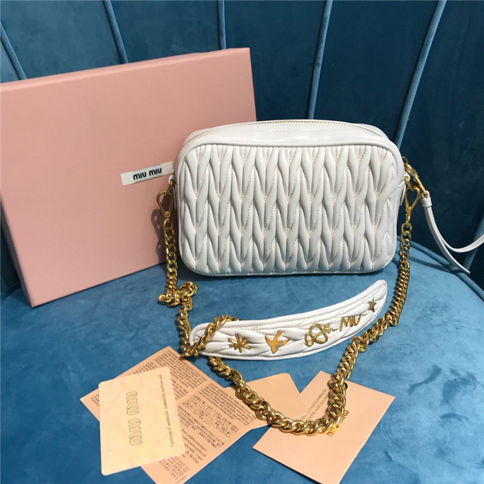 미우미우 카메라백 5BH118-2 2020/신상