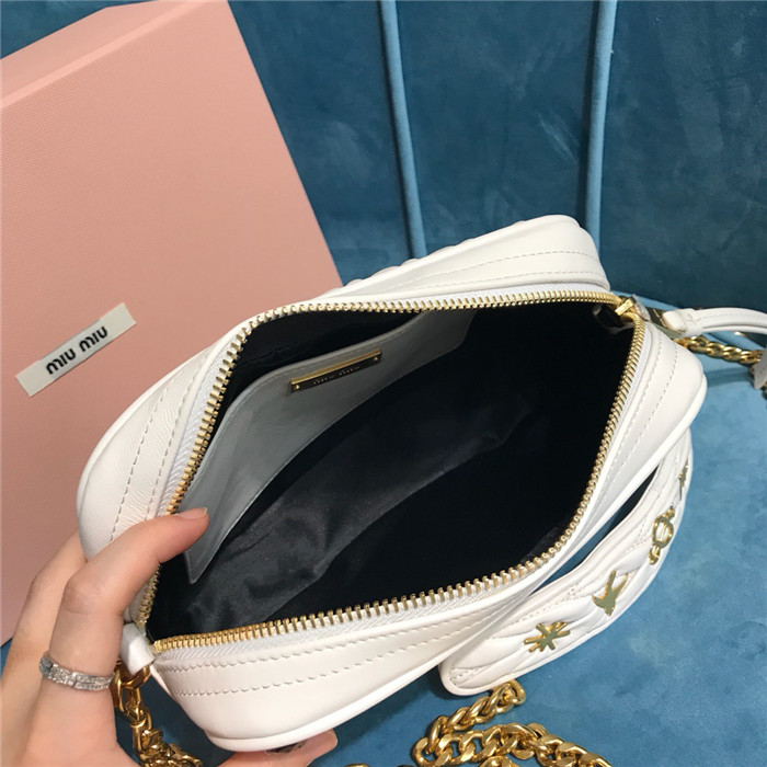 미우미우 카메라백 5BH118-2 2020/신상