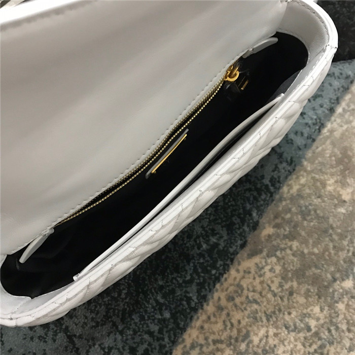 미우미우 체인 숄더백 5BD104-2 2020/신상