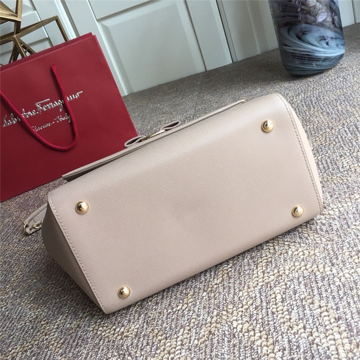 페레가모 바라 플랩백 GM 21F558-2