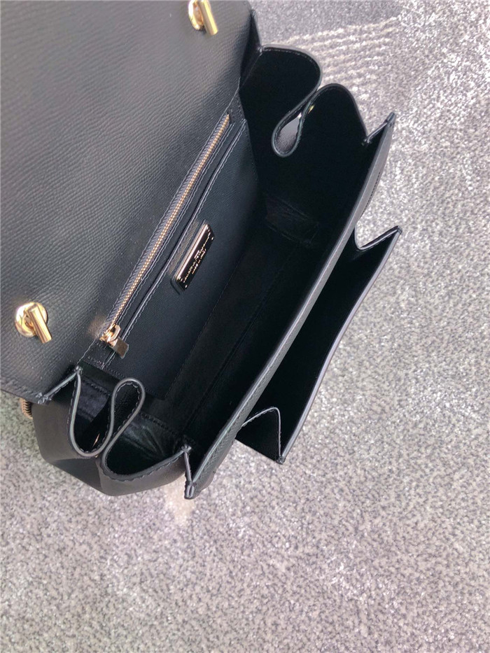 페레가모 바라 플랩백 GM 21F558-5