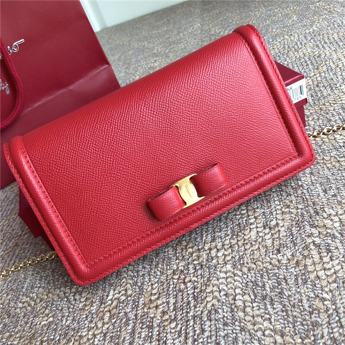 페레가모 미니 체인 숄더백 22C916-2