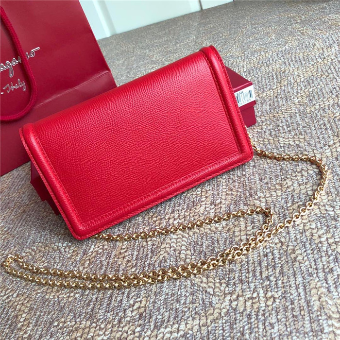 페레가모 미니 체인 숄더백 22C916-2