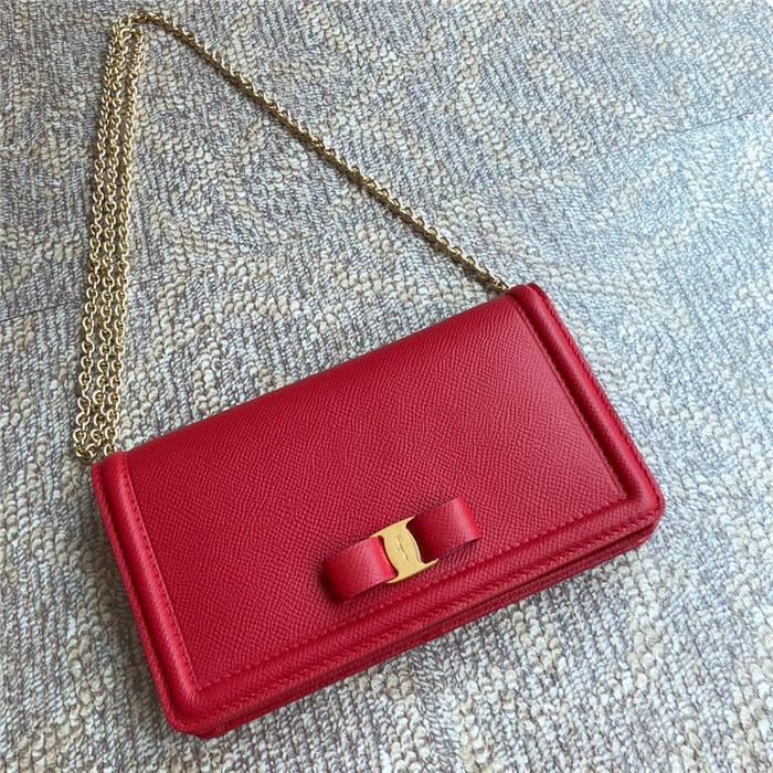 페레가모 미니 체인 숄더백 22C916-2