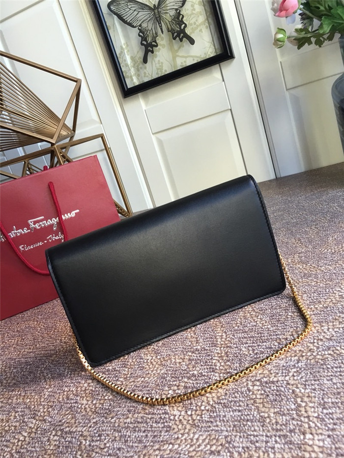 페레가모 체인 숄더백 21F557-1