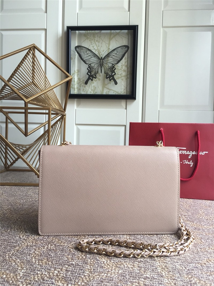 페레가모 플랩백 21E480-5