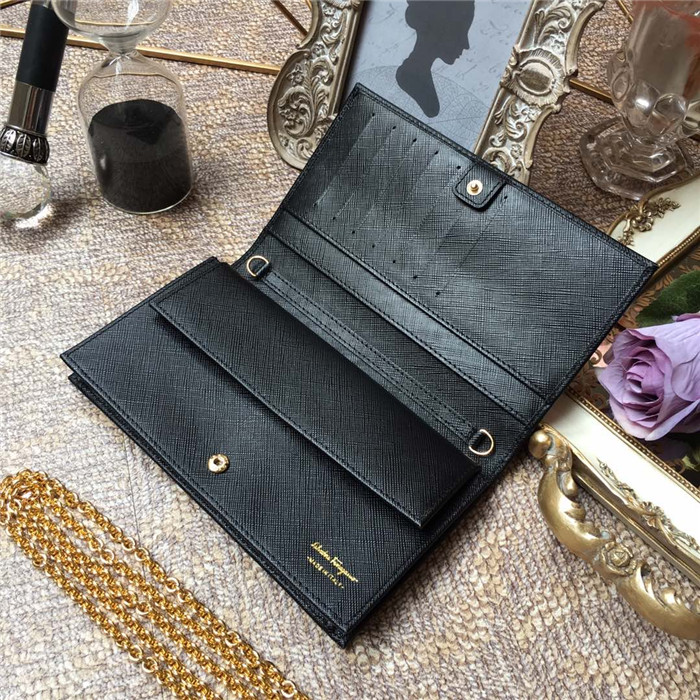 페레가모 미니 체인백 22B875-1