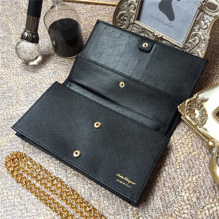 페레가모 미니 체인백 22B875-1