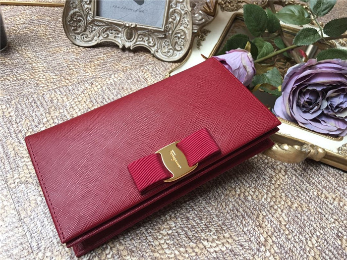 페레가모 미니 체인백 22B875-2