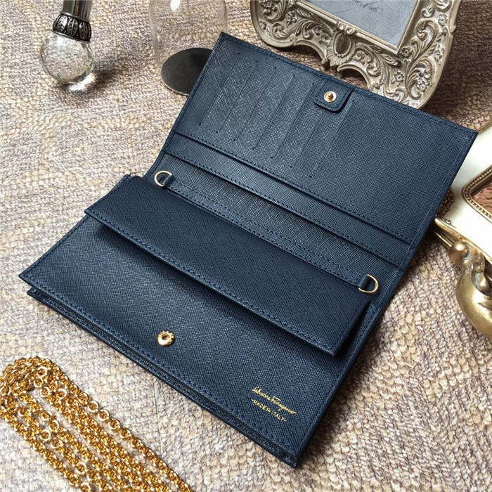 페레가모 미니 체인백 22B875-3