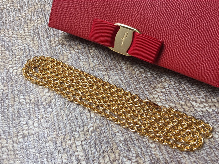 페레가모 미니 체인백 22B875-4