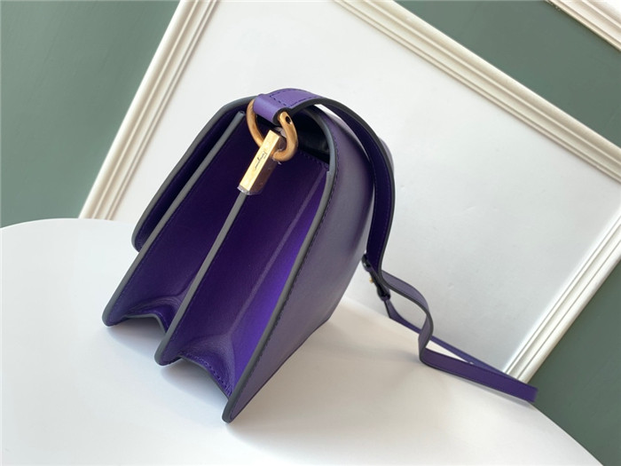 페레가모 플랩백 21H321-6 2020/신상