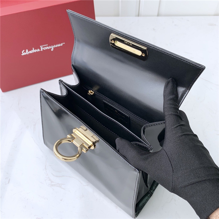 페레가모 토트&숄더백 DY-212269-2