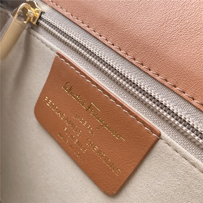 페레가모 토트&숄더백 DY-212269-3