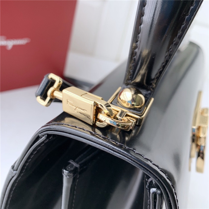 페레가모 토트&숄더백 DY-212269-6